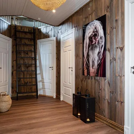 Villa Lovsangeren 1,5 Hour From Oslo - 6 Bedrooms - 14 Sleeps - Sauna Nordset