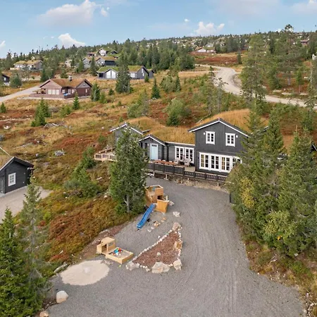 Lovsangeren 1,5 Hour From Oslo - 6 Bedrooms - 14 Sleeps - Sauna *