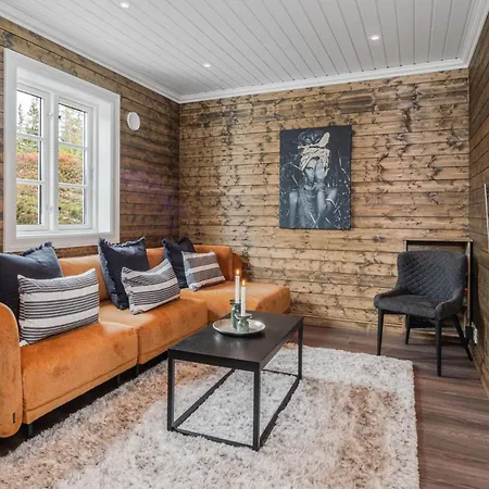 Budor - Lovsangeren 7 - 60 Min Osl - Badstu - Badestamp - 7 Soverom3 Bad * Nordset