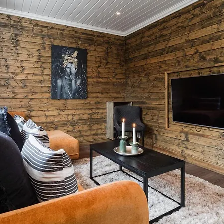 Lovsangeren 1,5 Hour From Oslo - 6 Bedrooms - 14 Sleeps - Sauna Villa Nordset