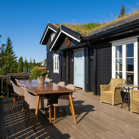 Lovsangeren 1,5 Hour From Oslo - 6 Bedrooms - 14 Sleeps - Sauna Villa