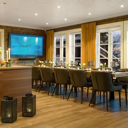 Budor - Lovsangeren 7 - 60 Min Osl - Badstu - Badestamp - 7 Soverom3 Bad