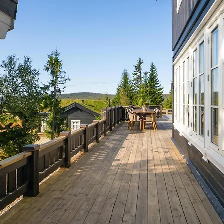 Lovsangeren 1,5 Hour From Oslo - 6 Bedrooms - 14 Sleeps - Sauna Villa *