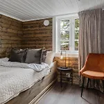 Budor - Lovsangeren 7 - 60 Min Osl - Badstu - Badestamp - 7 Soverom3 Bad Casa vacanze