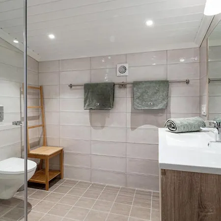 بيت للعطل Lovsangeren - Badestamp Sauna - 7 Soverom - 60 Min Osl