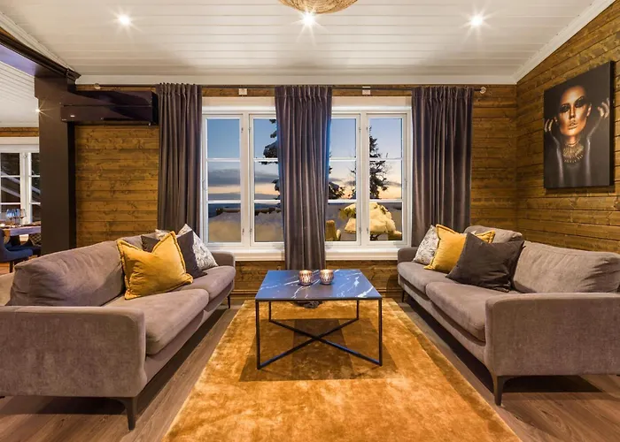 Budor - Løvsangeren 7 - 60 Min Osl - Badstu - Badestamp - 7 Soverom3 Bad *