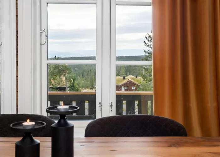 Budor - Løvsangeren 7 - 60 Min Osl - Badstu - Badestamp - 7 Soverom3 Bad *